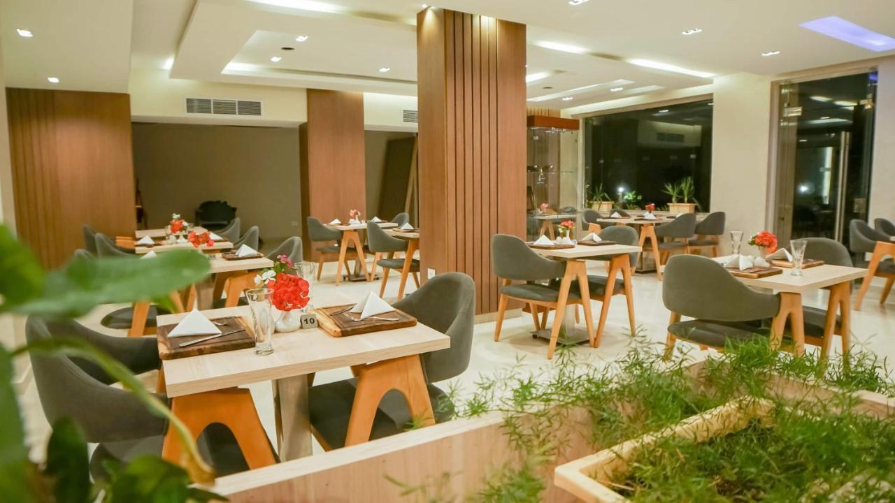 Rivoli Suites Хургада Екстериор снимка