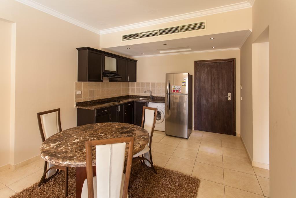 Rivoli Suites Хургада Екстериор снимка