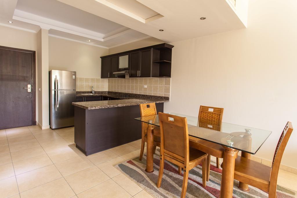 Rivoli Suites Хургада Екстериор снимка